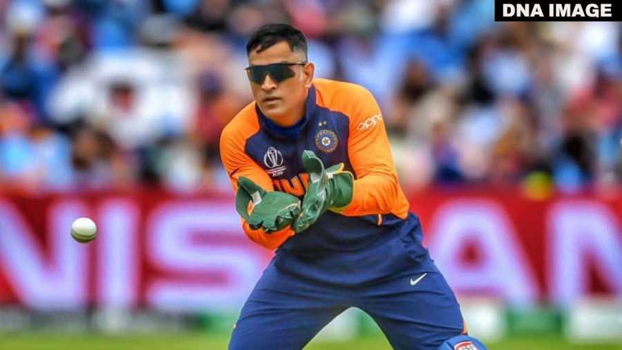 Fans go wild as MS Dhoni unveiled his new dashing look ahead of the IPL 2021